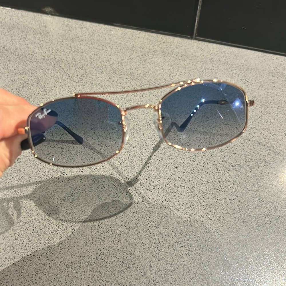 Rayban sunglasse RB3719 brand new